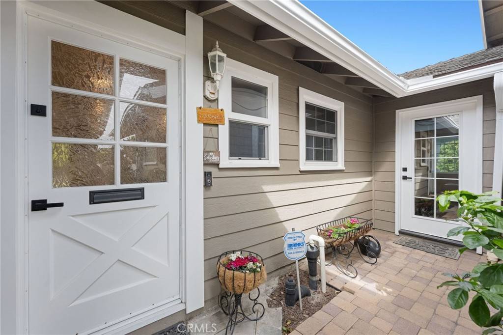 Huntington Beach, CA 92647,6061 Fenley DR