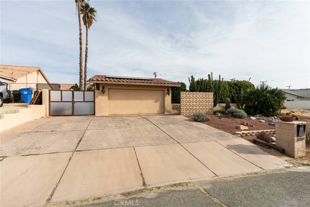 Desert Hot Springs, CA 92240,13640 Cielo Azul WAY