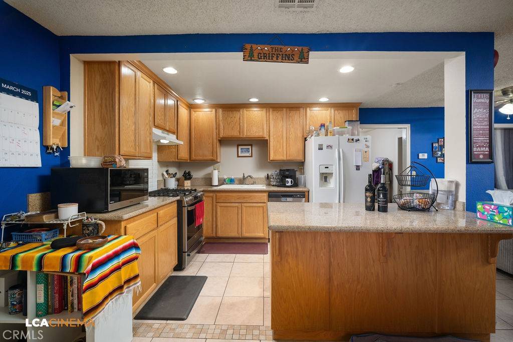 Ridgecrest, CA 93555,218 S Holly Canyon DR