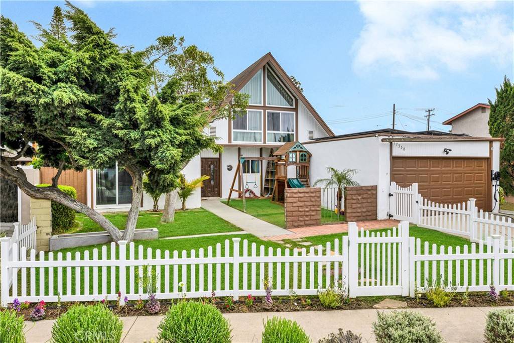 Fountain Valley, CA 92708,17550 Chestnut ST