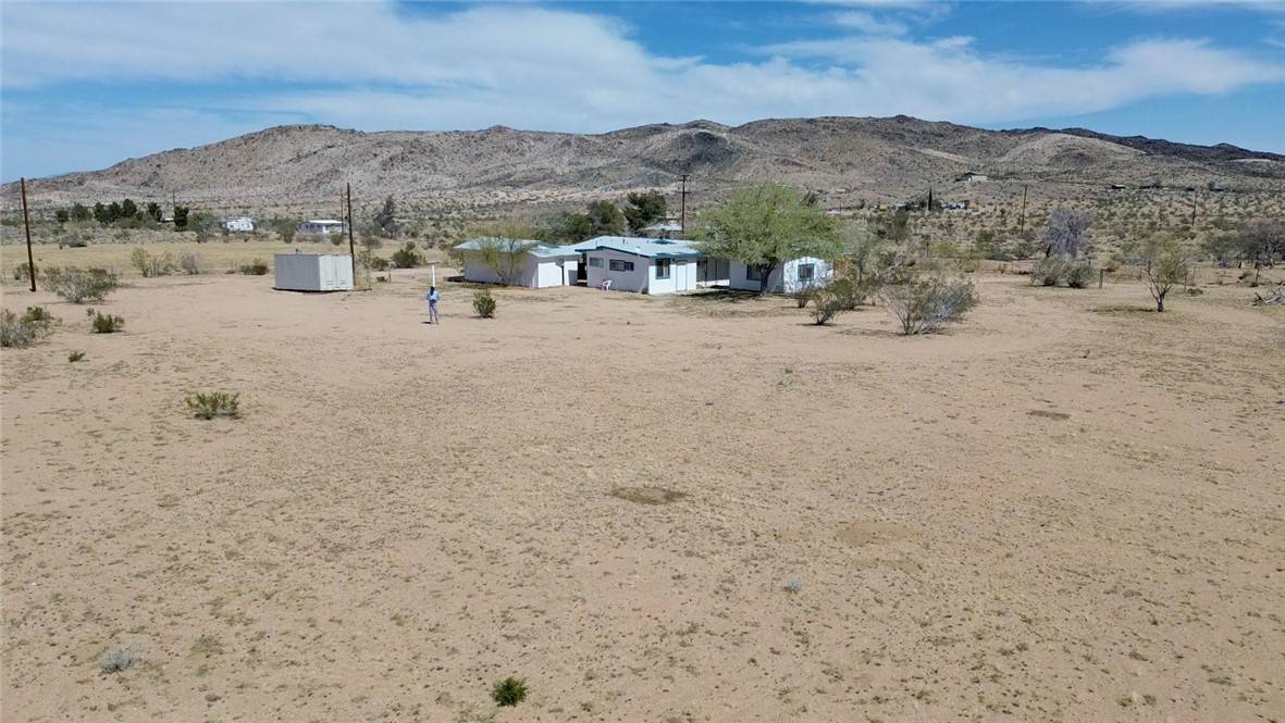 Landers, CA 92285,2674 Chapton LN