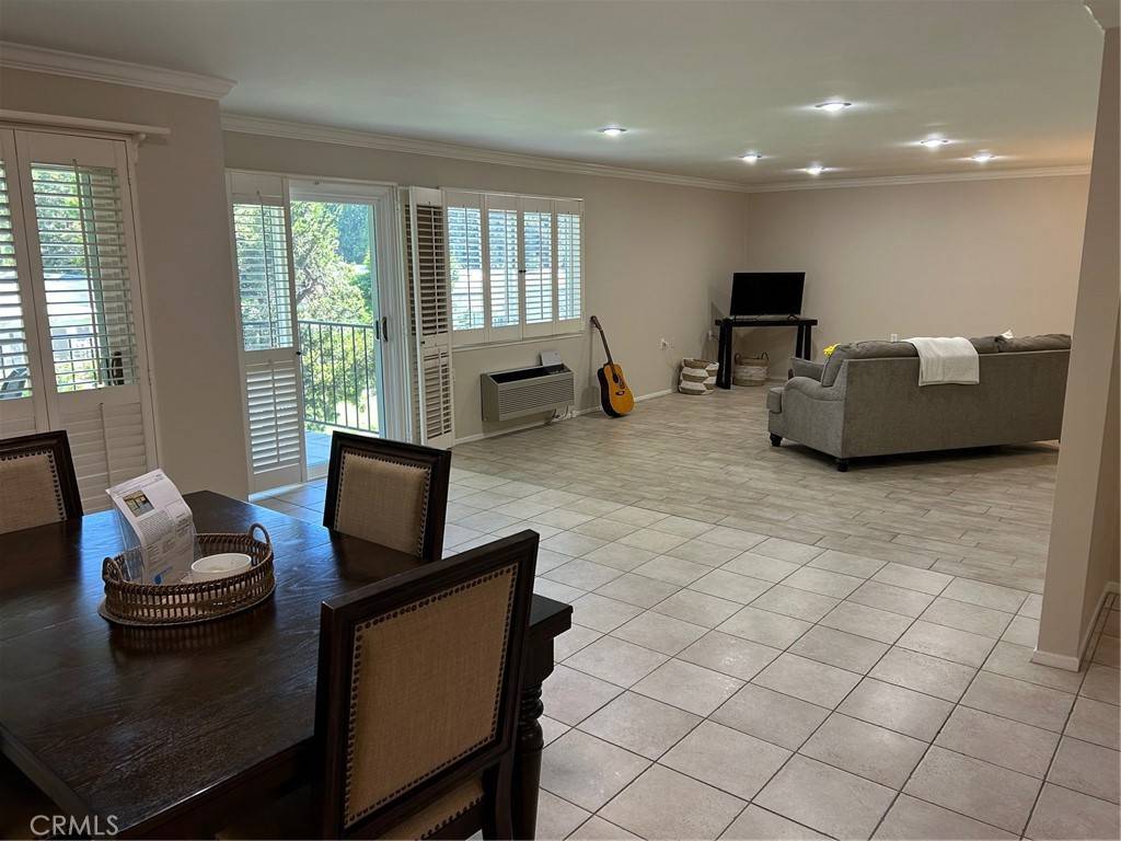 Laguna Woods, CA 92637,2370 Via Mariposa W #1B