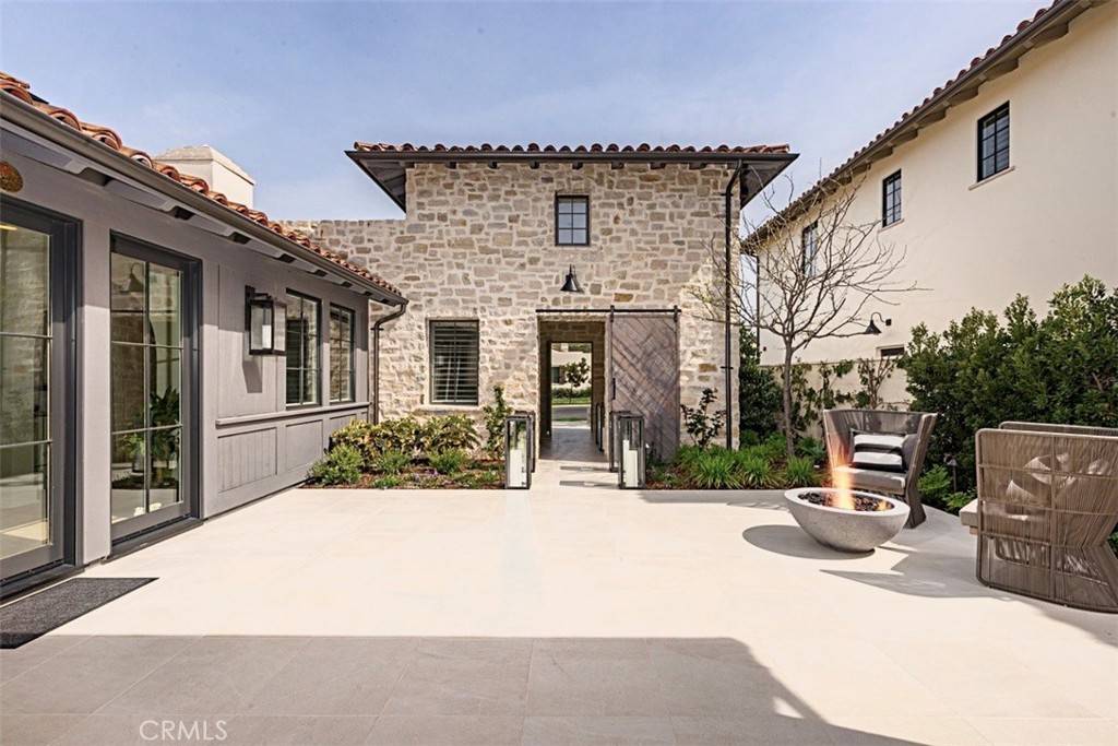 Newport Beach, CA 92657,12 Water Port