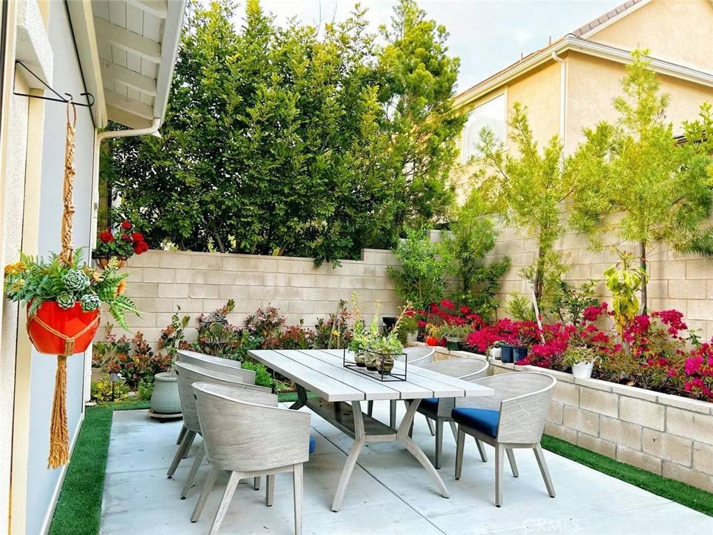 Irvine, CA 92618,71 Einstein WAY