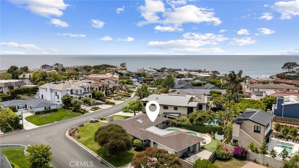 Corona Del Mar, CA 92625,251 Driftwood RD