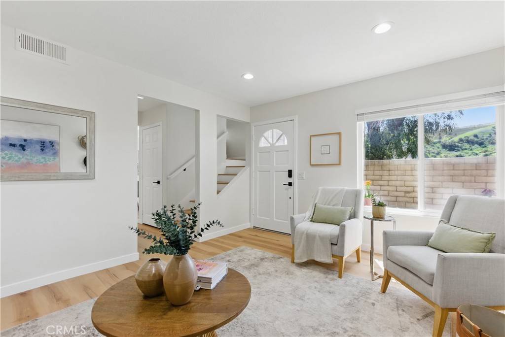 Yorba Linda, CA 92887,23260 Dover LN #87