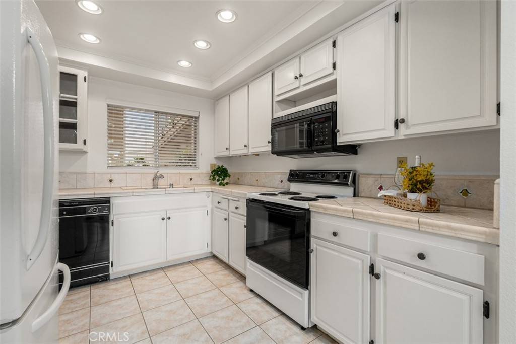 Laguna Woods, CA 92637,3360 Monte Hermoso #C