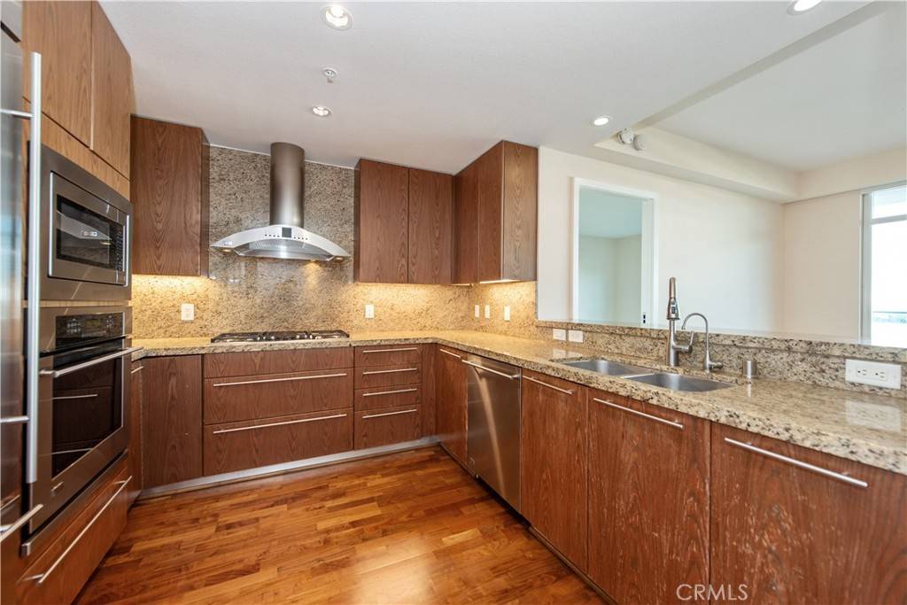 Irvine, CA 92612,3141 Michelson DR #603
