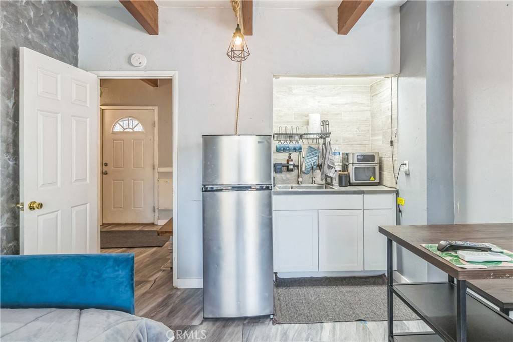Arrowbear, CA 92382,33080 Robin LN