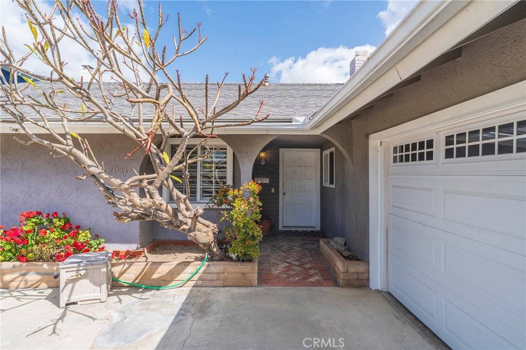 Huntington Beach, CA 92647,7041 Heil AVE