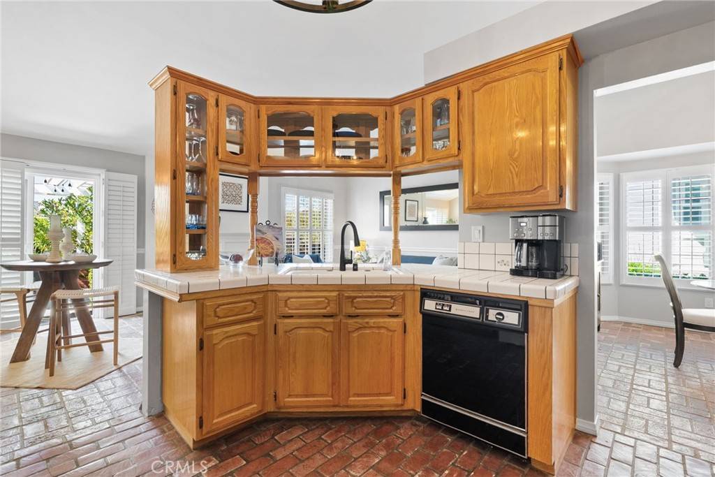 Laguna Niguel, CA 92677,3 Treethorne CIR