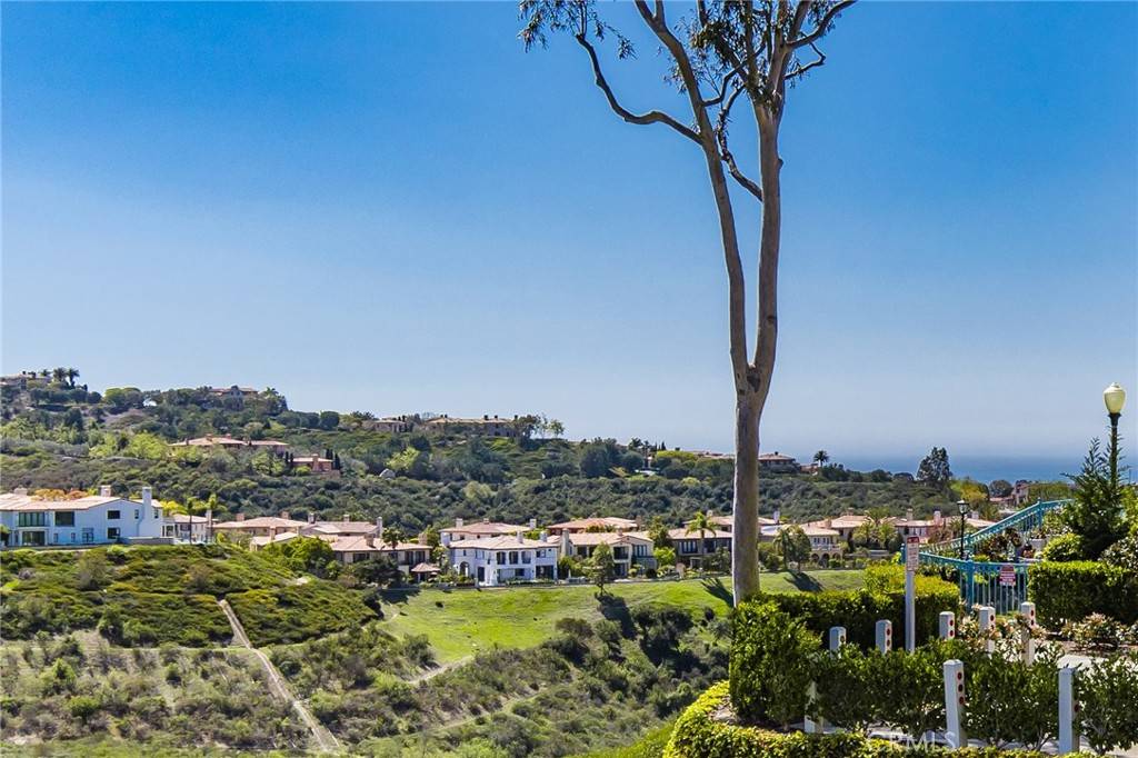 Newport Coast, CA 92657,82 Chandon