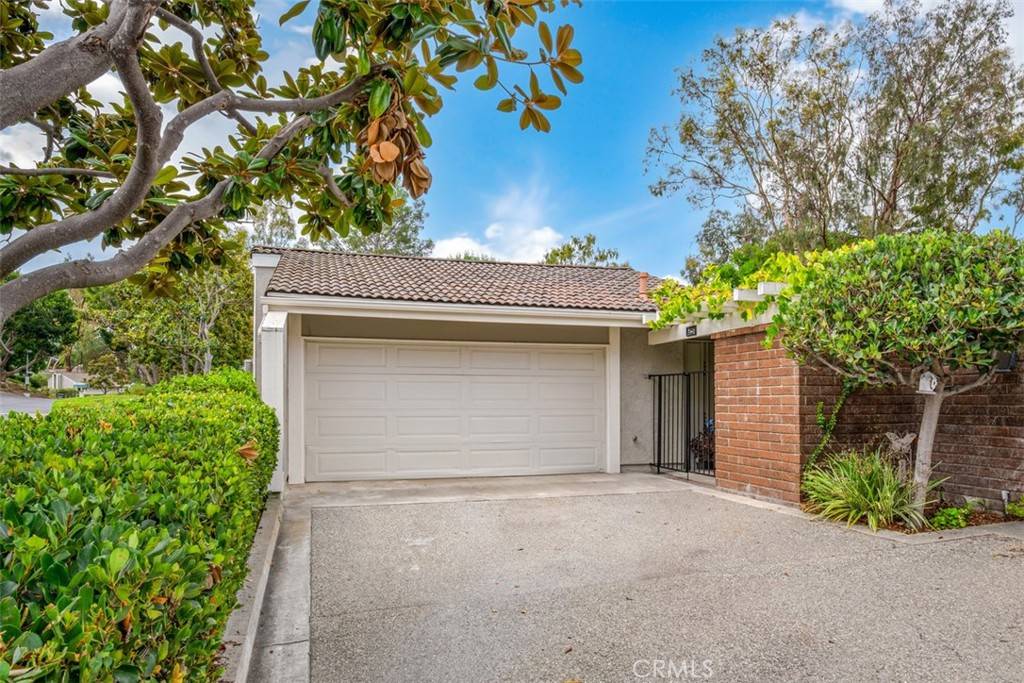 Irvine, CA 92612,25 Misty Meadows #18