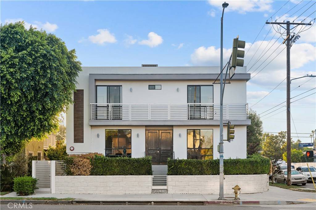 Sherman Oaks, CA 91423,4485 Hazeltine AVE #1