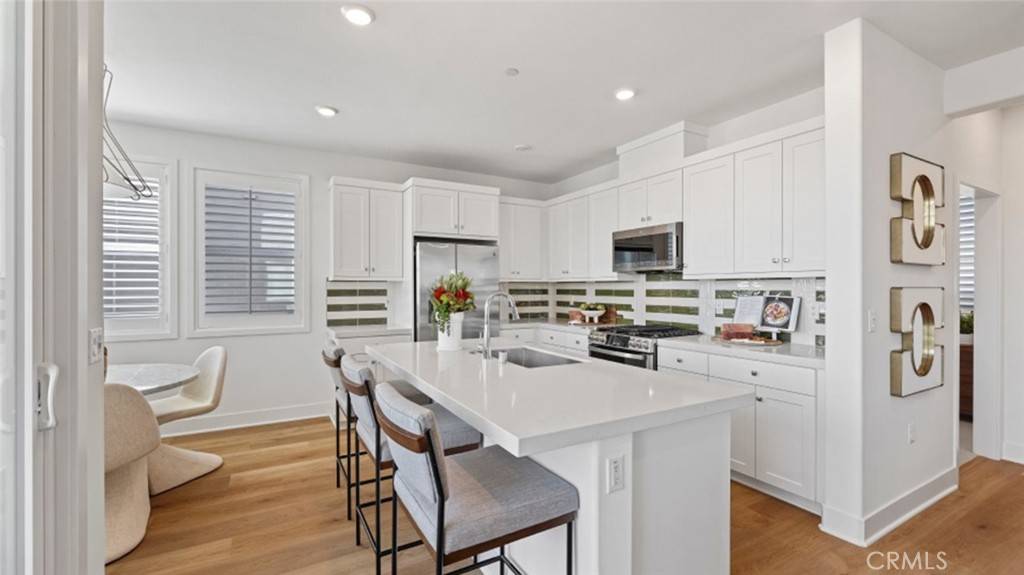 Irvine, CA 92618,345 Proctor