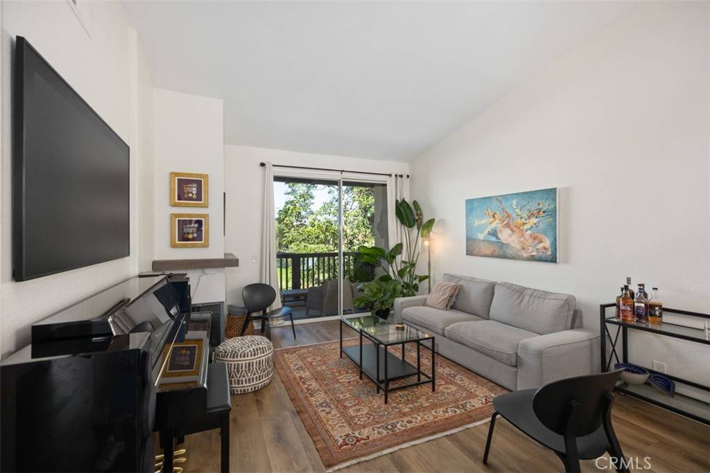 Rancho Santa Margarita, CA 92688,20 Via Solaz #1