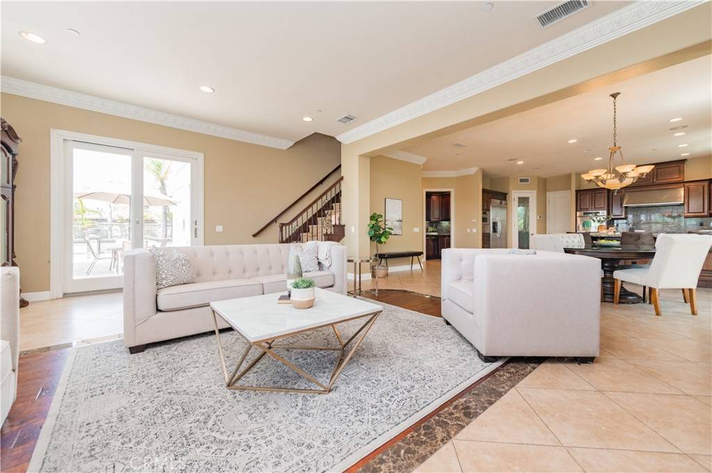 Yorba Linda, CA 92886,18640 Seabiscuit RUN