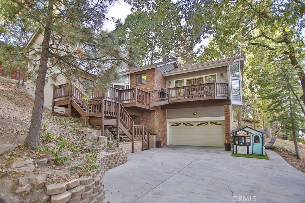 Running Springs, CA 92382,30137 Pixie DR