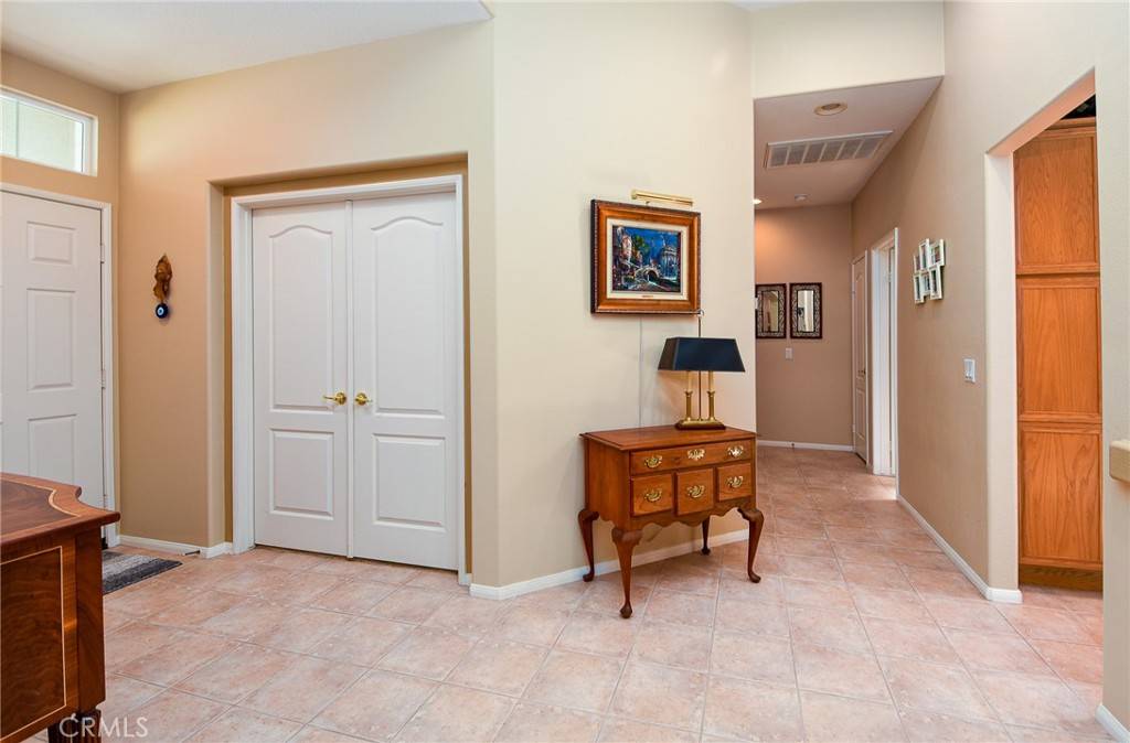 Murrieta, CA 92562,24182 Via Llano