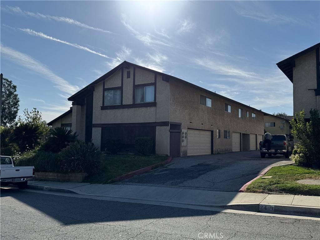 West Covina, CA 91792,2453 S Ridgewood DR