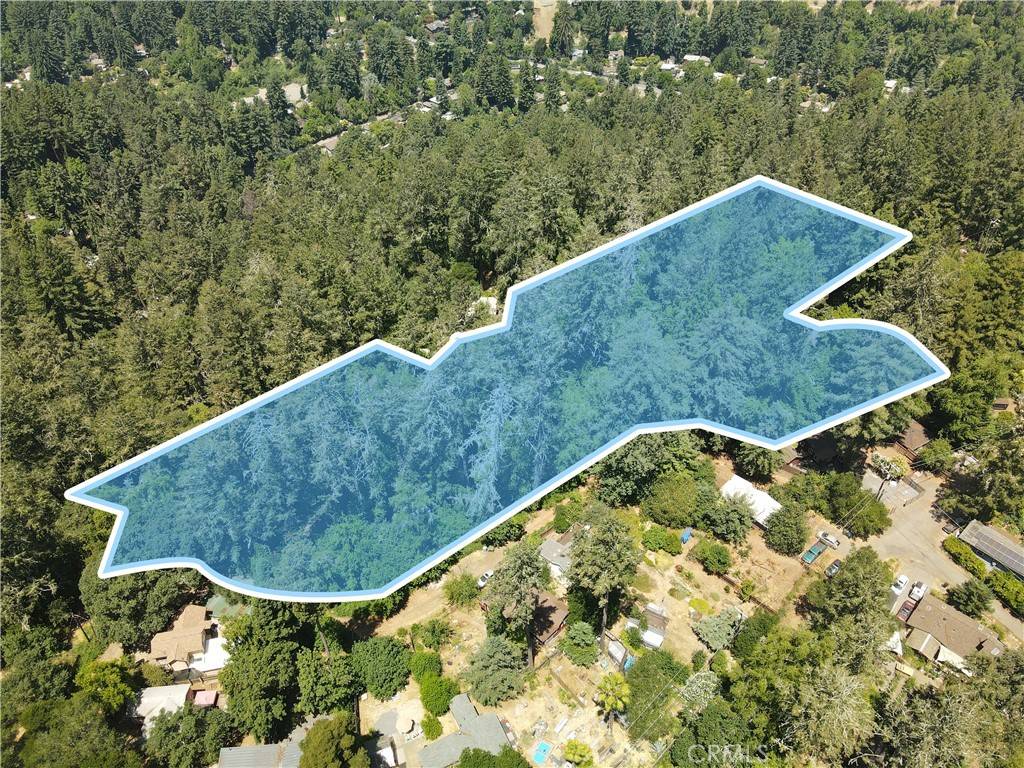 Forestville, CA 95436,10554 Woodside DR