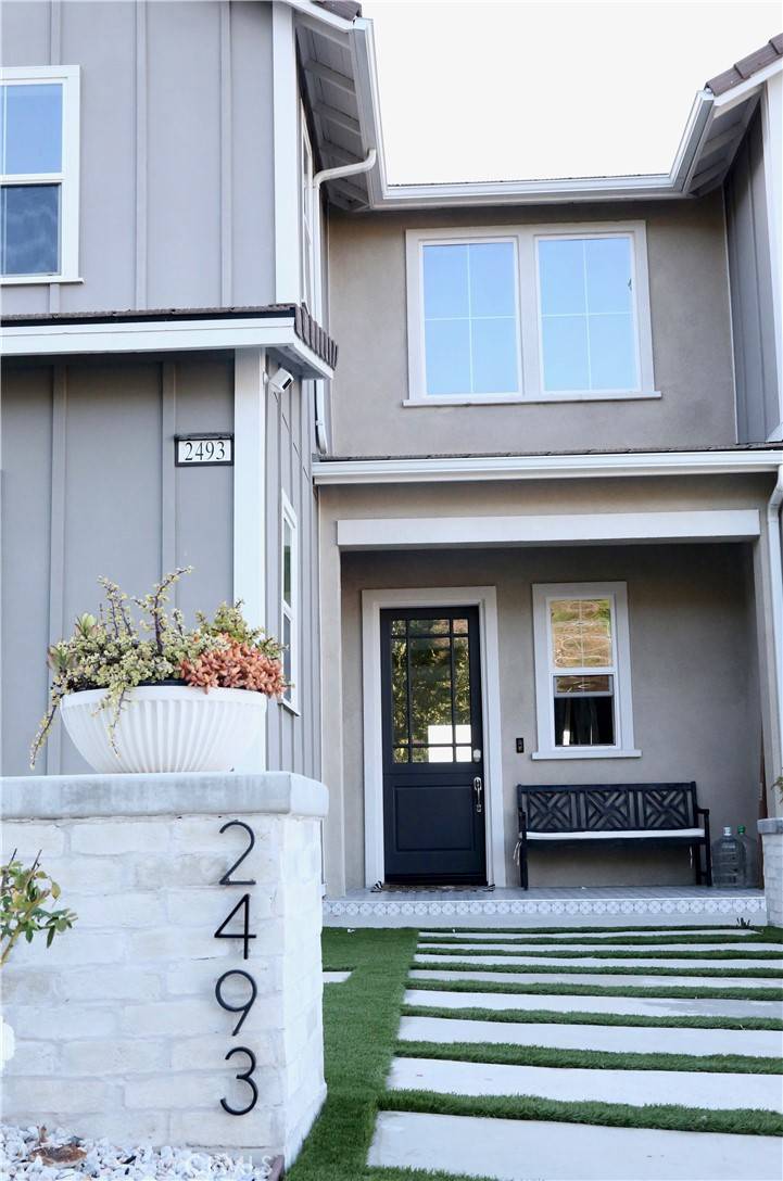 Corona, CA 92882,2493 Sierra Bella DR