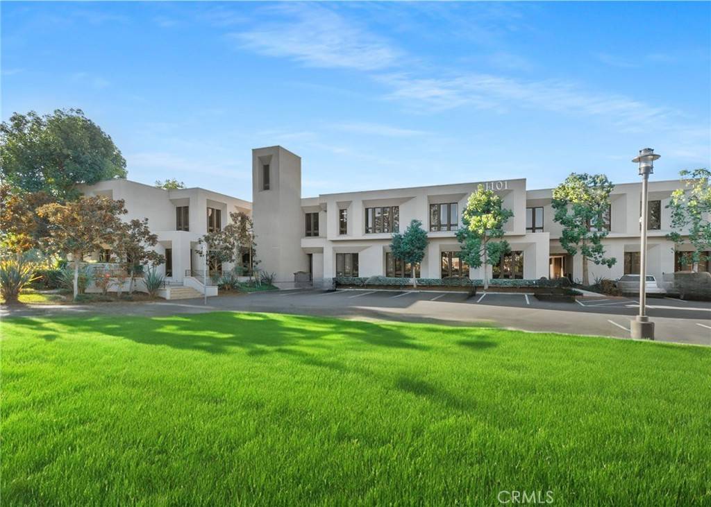 Newport Beach, CA 92660,1101 Dove ST #255