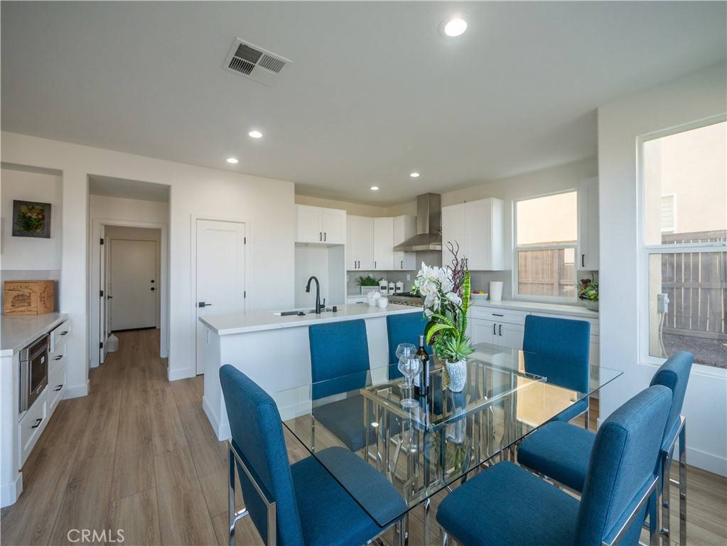 Corona, CA 92883,27587 Coyote Mesa DR
