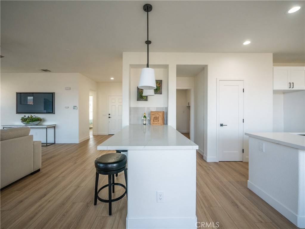 Corona, CA 92883,27587 Coyote Mesa DR