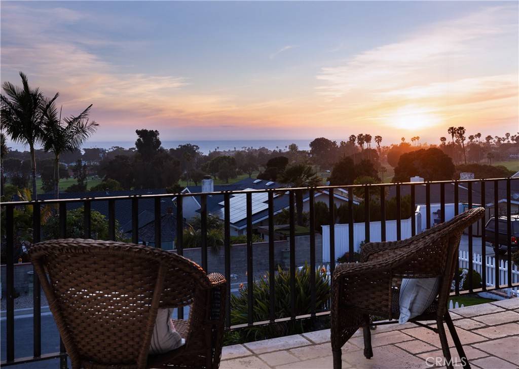 San Clemente, CA 92672,318 Avenida Costanso
