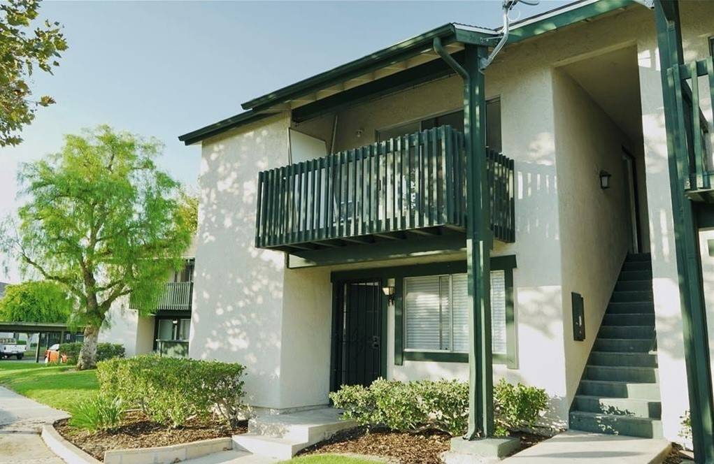 Lake Forest, CA 92630,23232 Orange AVE #2