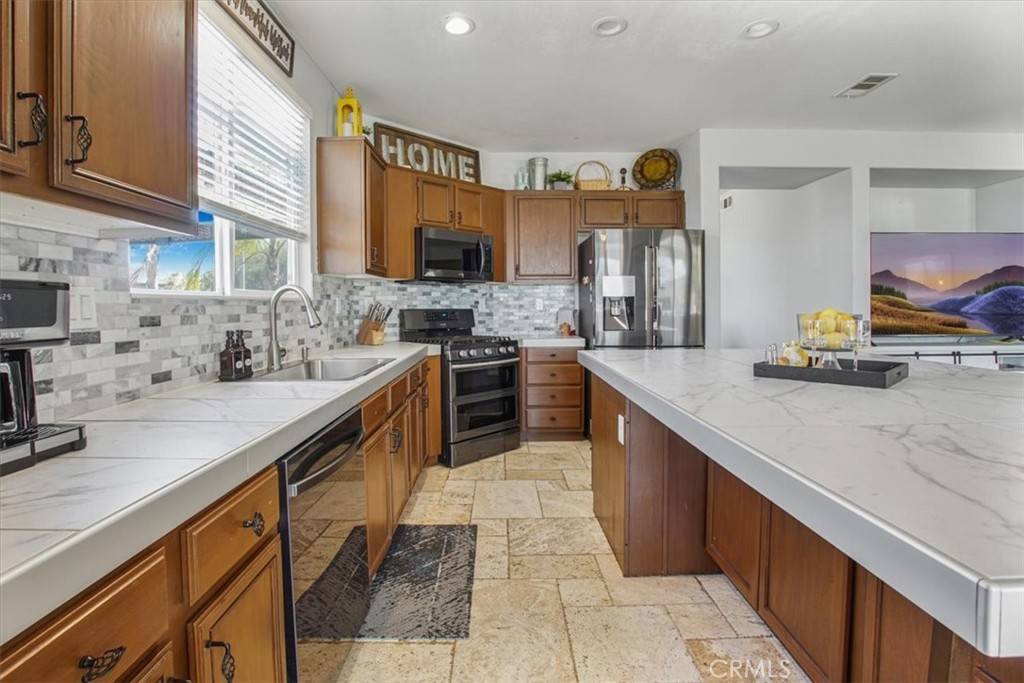 Murrieta, CA 92563,31598 Summerfield LN
