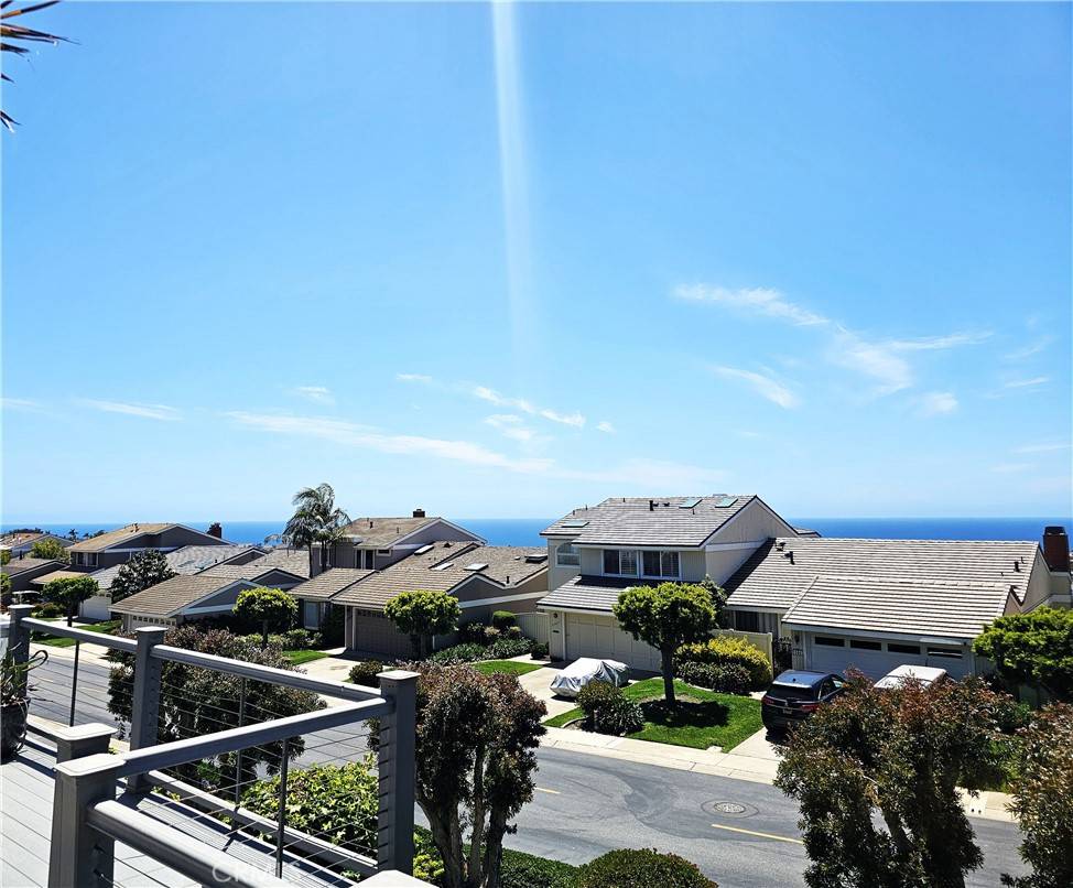 Dana Point, CA 92629,33601 Via Corvalian #4