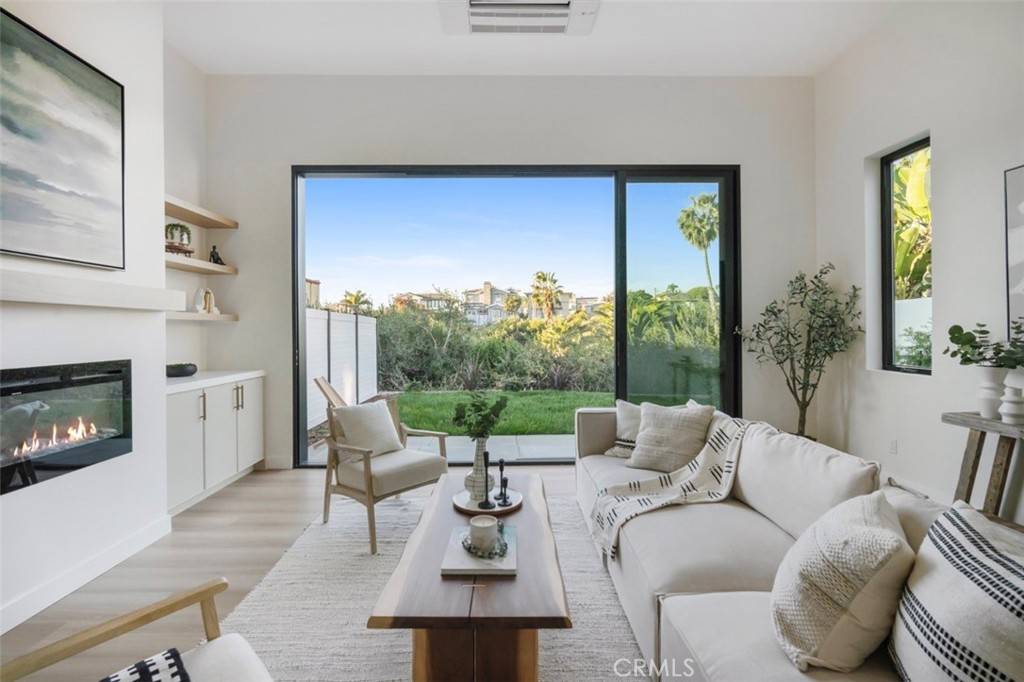 San Clemente, CA 92672,229 Avenida Monterey #B