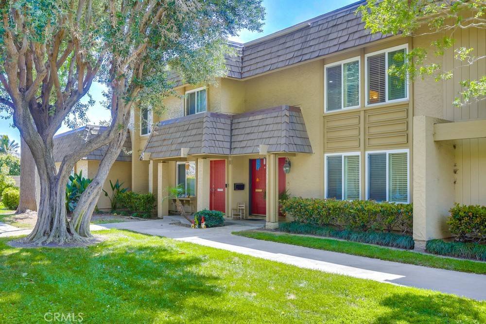 Fountain Valley, CA 92708,18250 Cabrillo CT