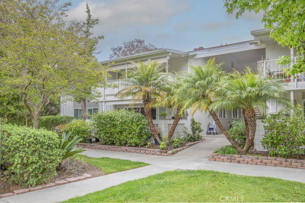 Laguna Woods, CA 92637,718 Ave Majorca #P