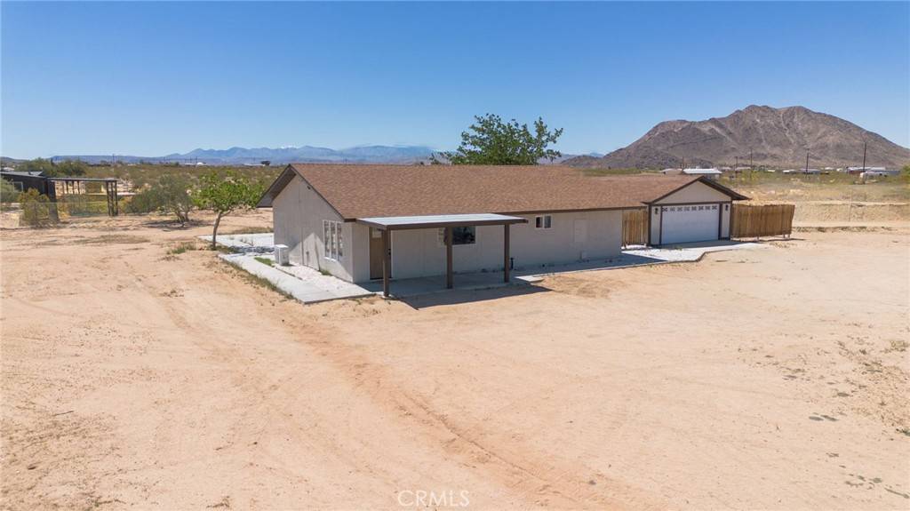 Landers, CA 92285,60777 Adele AVE