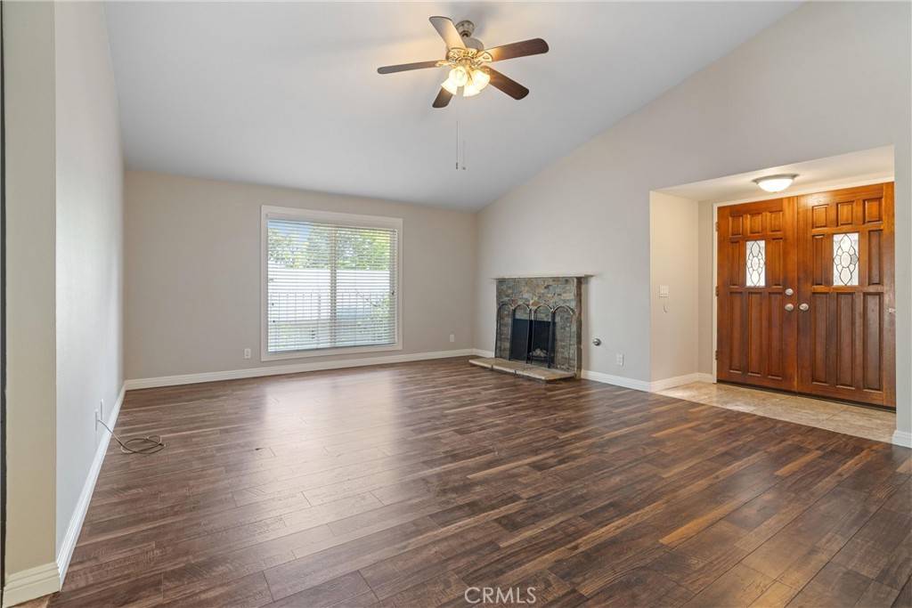 Sylmar, CA 91342,14028 Candlewood DR