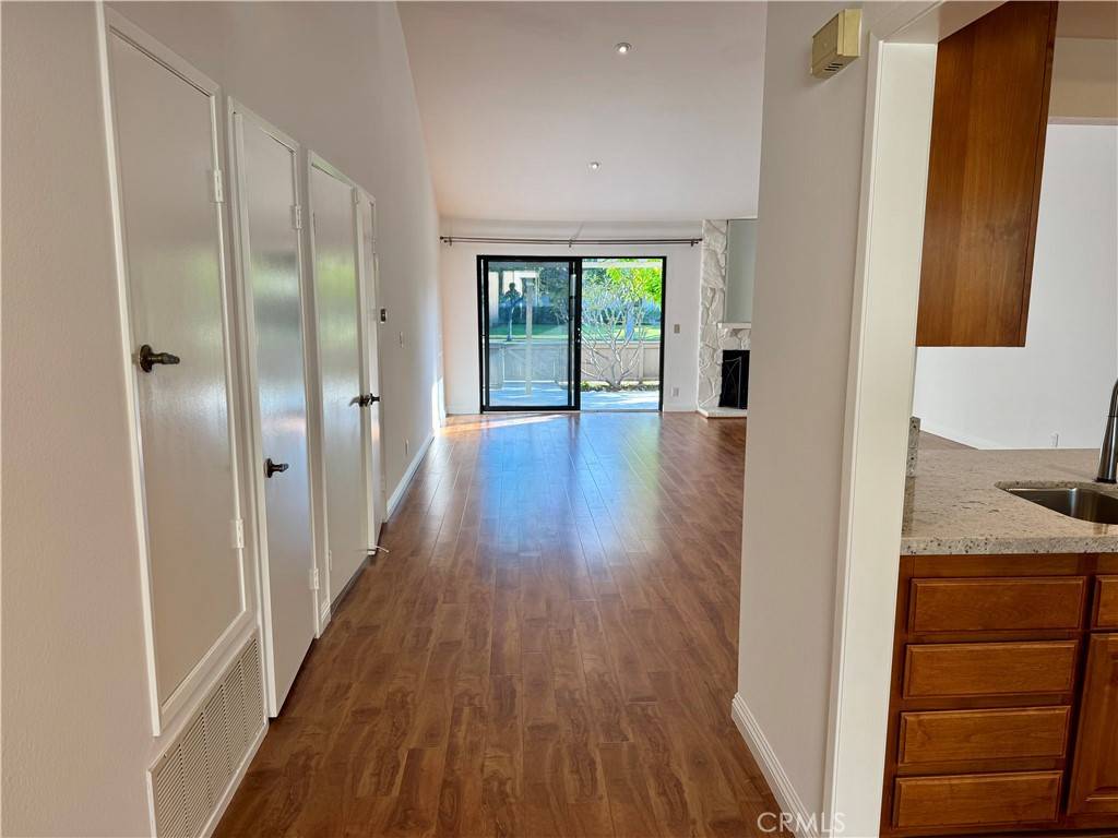 Irvine, CA 92604,12 Park Vista #50