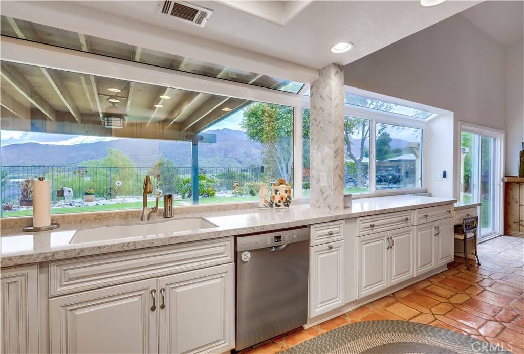 Trabuco Canyon, CA 92679,21036 Pennington LN