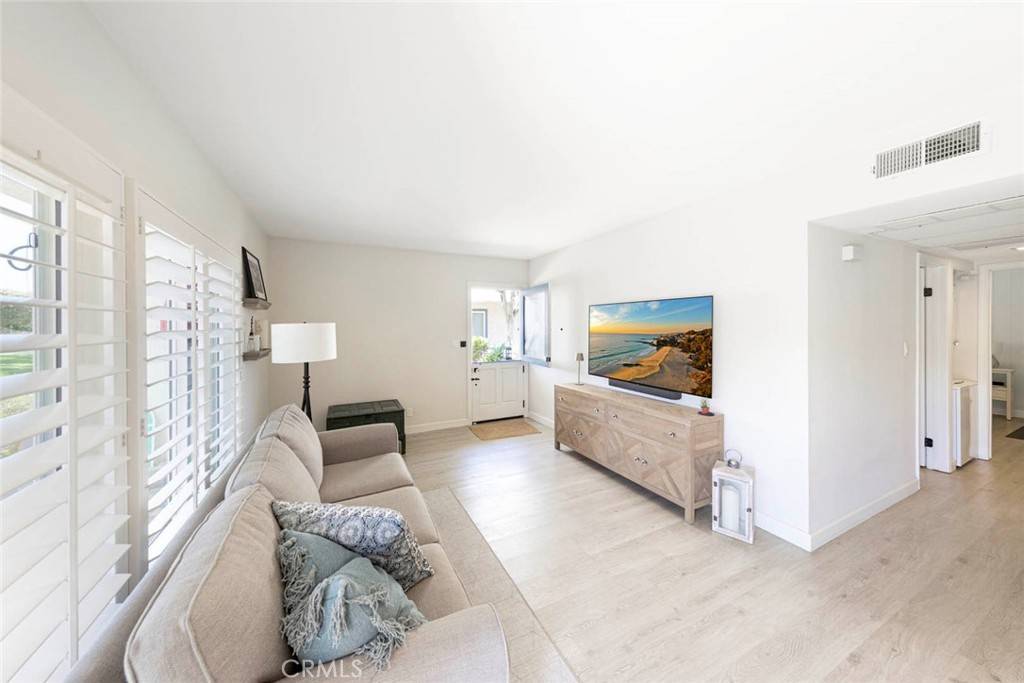 Dana Point, CA 92629,33613 Avenida Capri #56