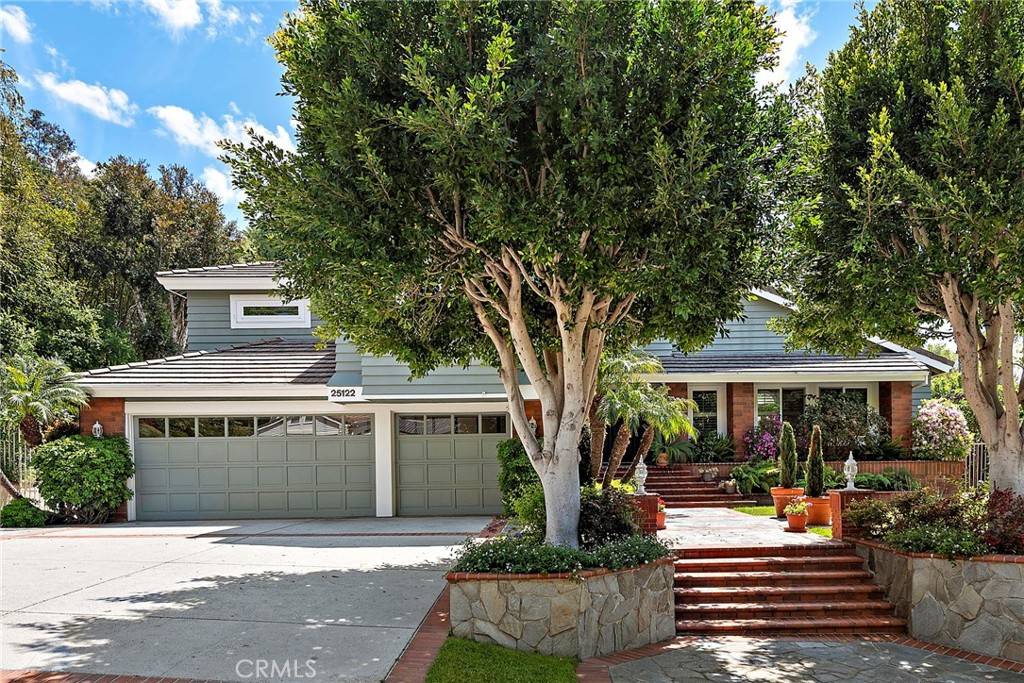 Laguna Hills, CA 92653,25122 Black Horse LN