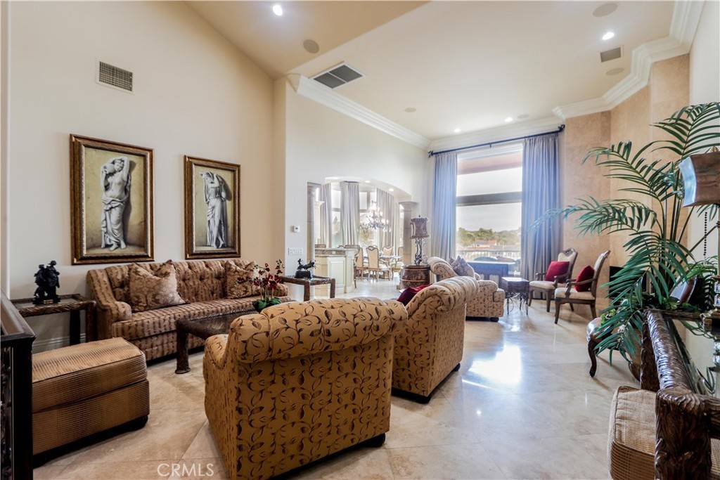 Canyon Lake, CA 92587,23180 Gray Fox DR