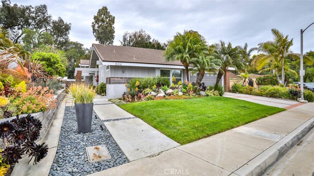San Clemente, CA 92672,204 Calle Del Juego