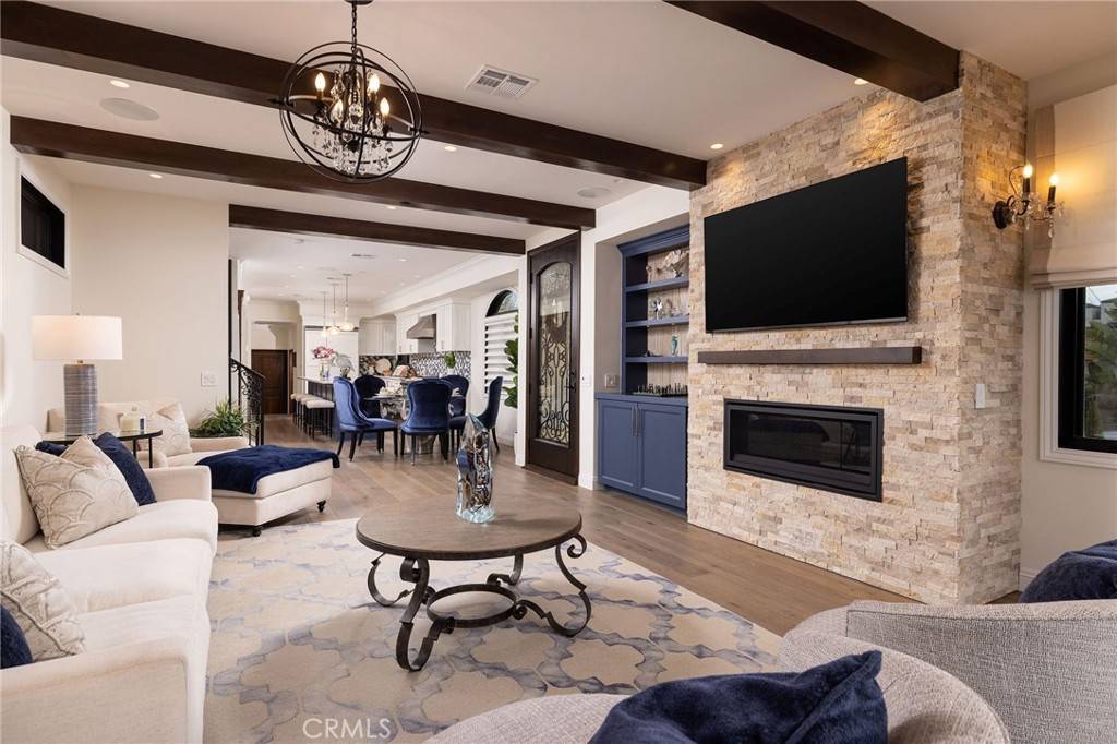 Huntington Beach, CA 92648,302 3rd ST