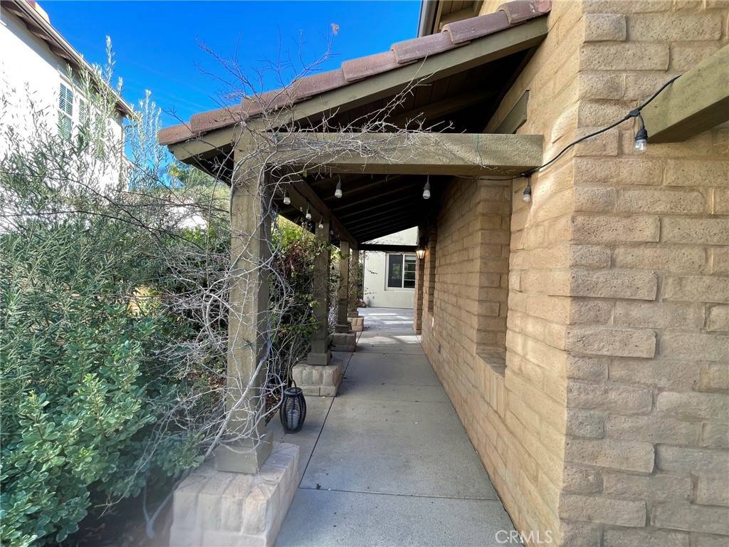 14 Katy Rose LN Ladera Ranch, CA 92694