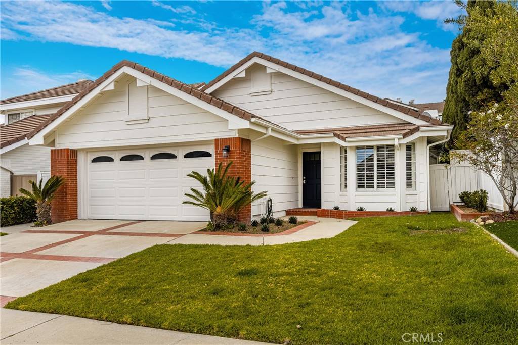 San Clemente, CA 92673,2122 Via Aguila