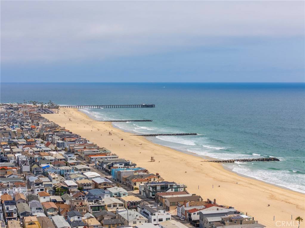 Newport Beach, CA 92663,125 43rd ST
