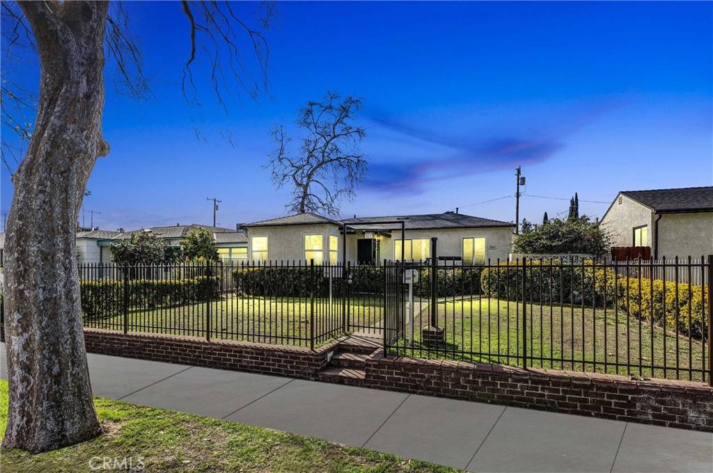 North Hollywood, CA 91601,5845 Riverton AVE