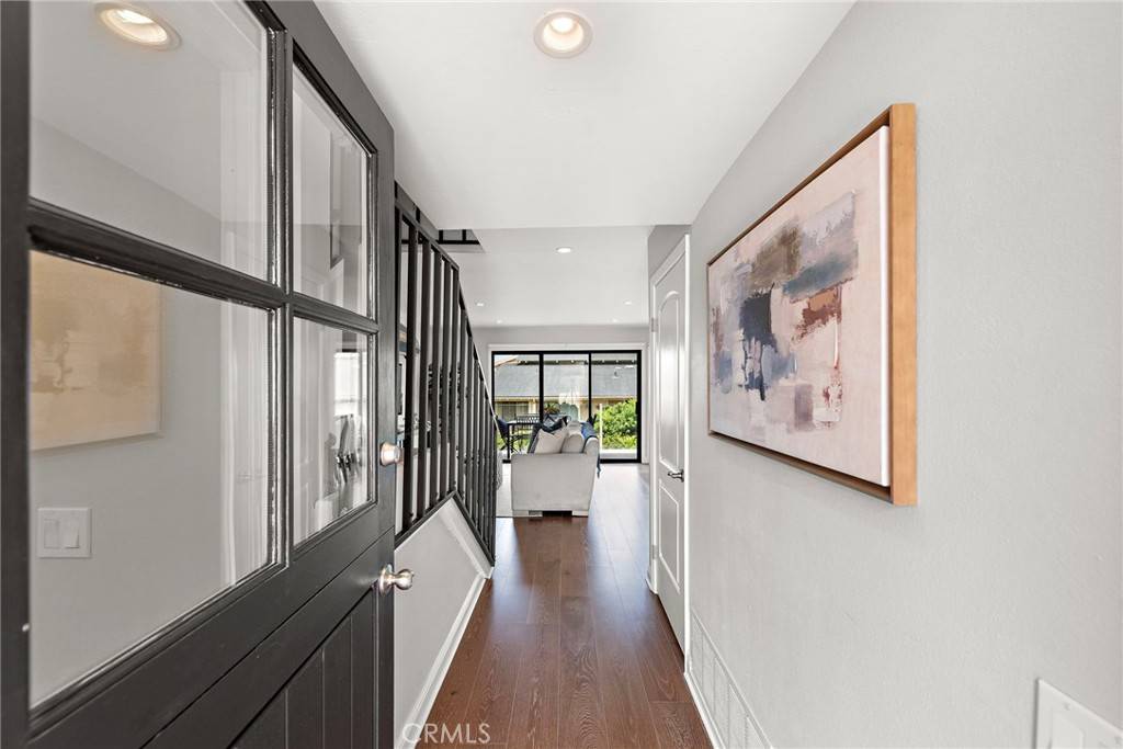 San Clemente, CA 92672,206 Avenida Adobe